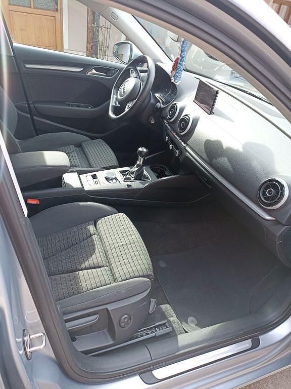 Gebraucht Audi A3 S-Line 125 PS (91 kW) 2015 Silber Limousine