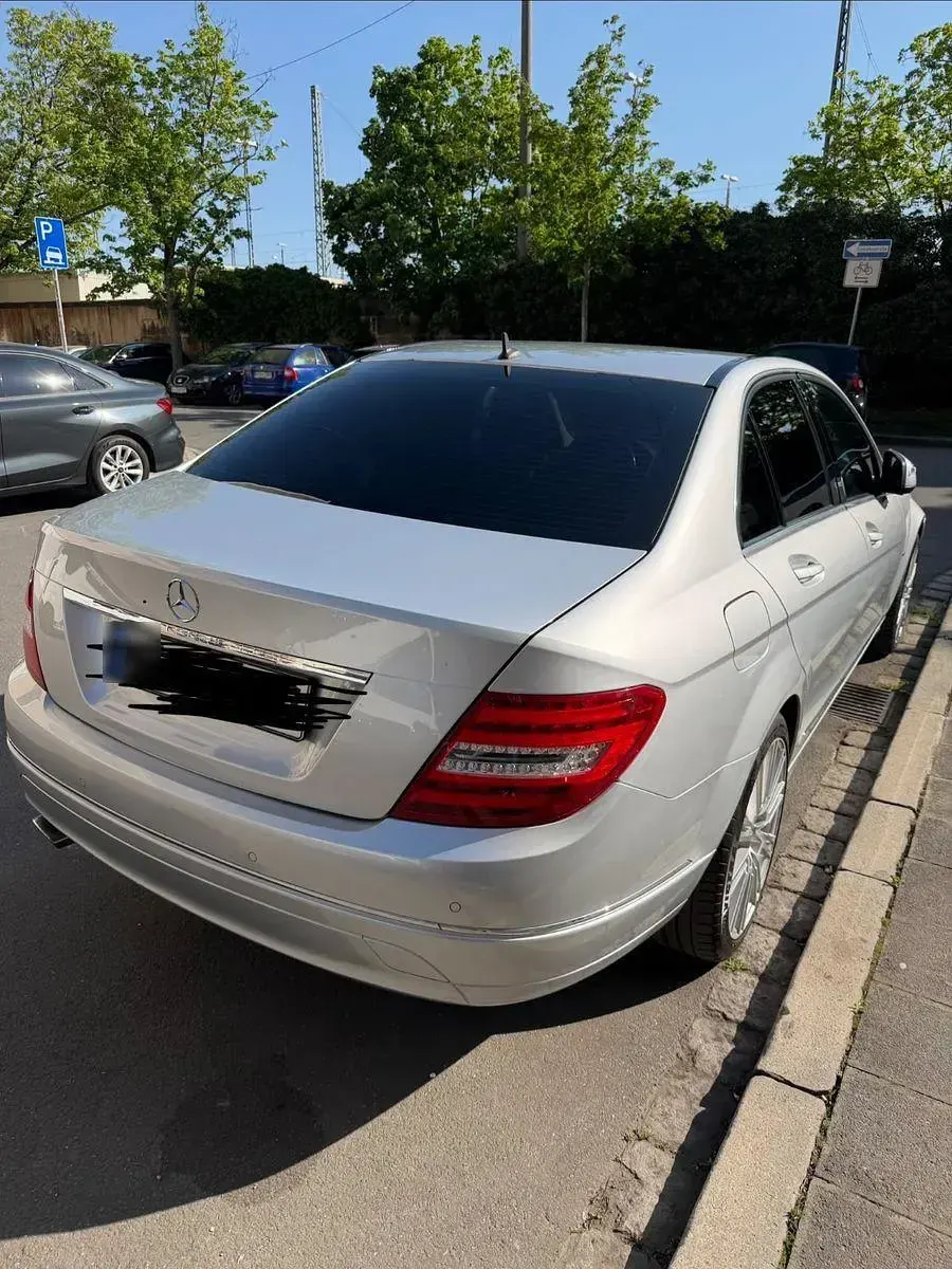 Gebraucht Mercedes C200 Elegance 184 PS (135 kW) 2008 Silber Limousine