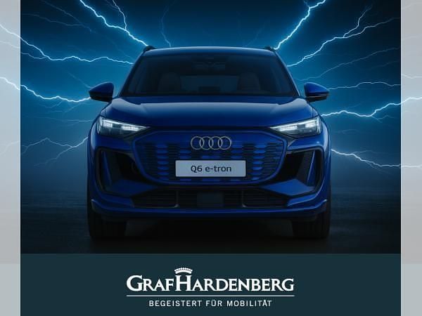 Beige (ascariblau metallic) Neu 2025 Audi Q6 e-tron Performance SUV | 72.228 € (Superpreis) - Bild 1/4