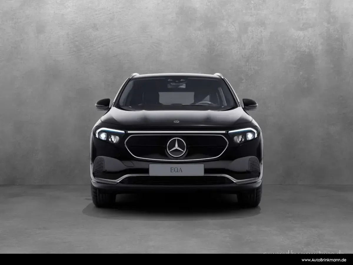 Gebraucht Mercedes EQA250 Progressive 139 kW (190 PS) 2022 Unilack nachtschwarz SUV
