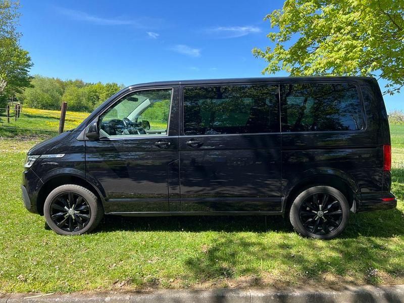 Schwarz Gebraucht 2022 VW T6.1 Van | 42.000 € (Superpreis) - Bild 1/4