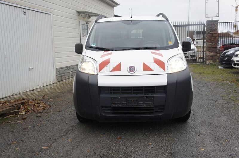 Weiß Gebraucht 2012 Fiat Fiorino Van / Kleinbus | 4.200 € (Guter Preis) - Bild 1/4
