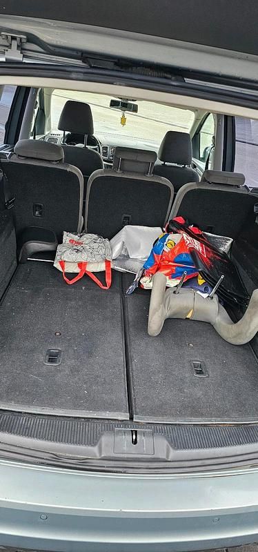 Gebraucht VW Sharan 140 PS (102 kW) 2010 Grau Van / Kleinbus