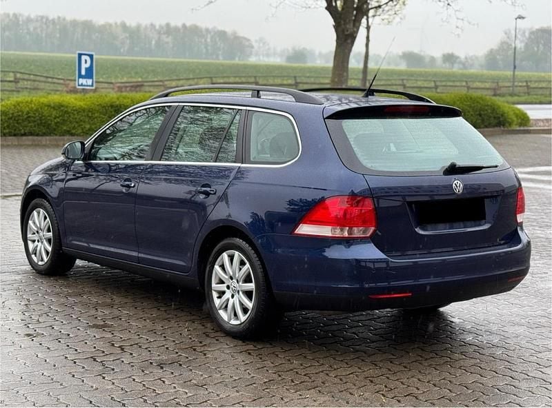 Gebraucht VW Golf V Highline 102 PS (75 kW) 2008 Blau Kombi