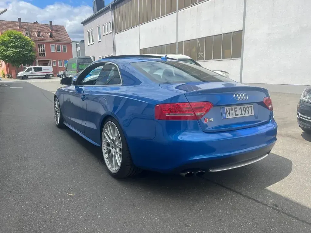 Gebraucht Audi S5 Sport 354 PS (260 kW) 2010 Blau Coupé