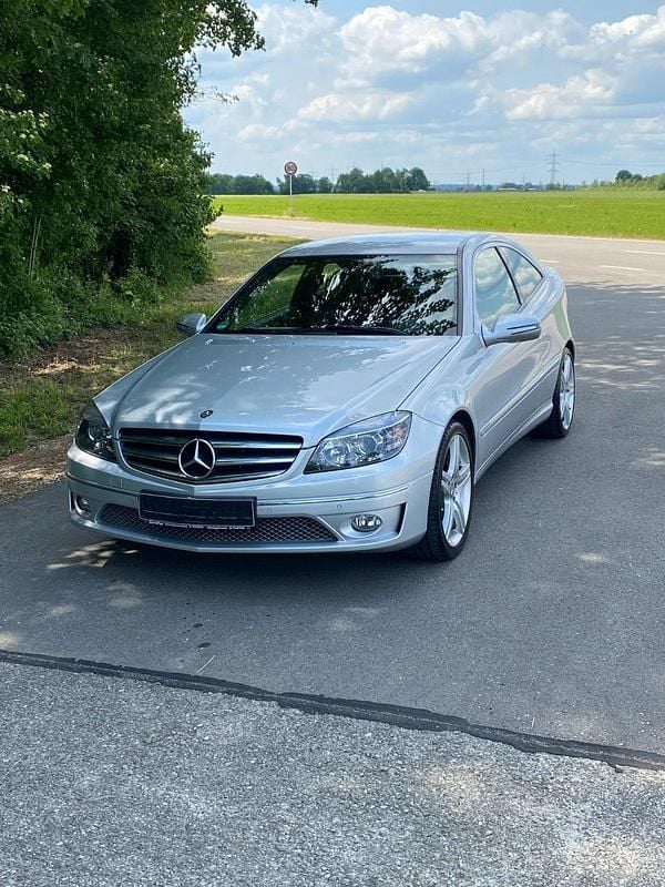 Silber Gebraucht 2008 Mercedes CLC180 Kleinwagen | 13.999 € - Bild 1/4