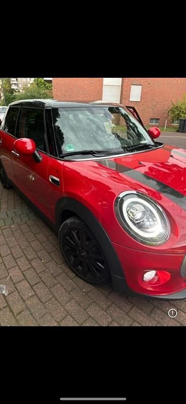 Gebraucht Mini Cooper 102 PS (75 kW) 2019 Rot Kleinwagen