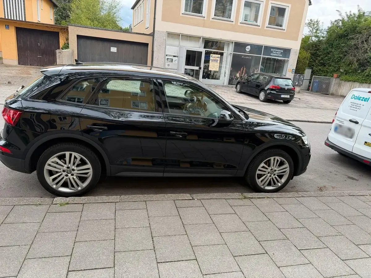 Second-hand Audi Q5 190 CP (139 kW) 2018 Negru SUV