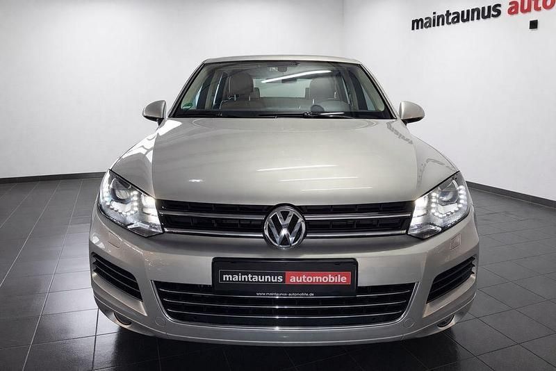 Gebraucht VW Touareg Edition 280 PS (205 kW) 2013 Gold SUV