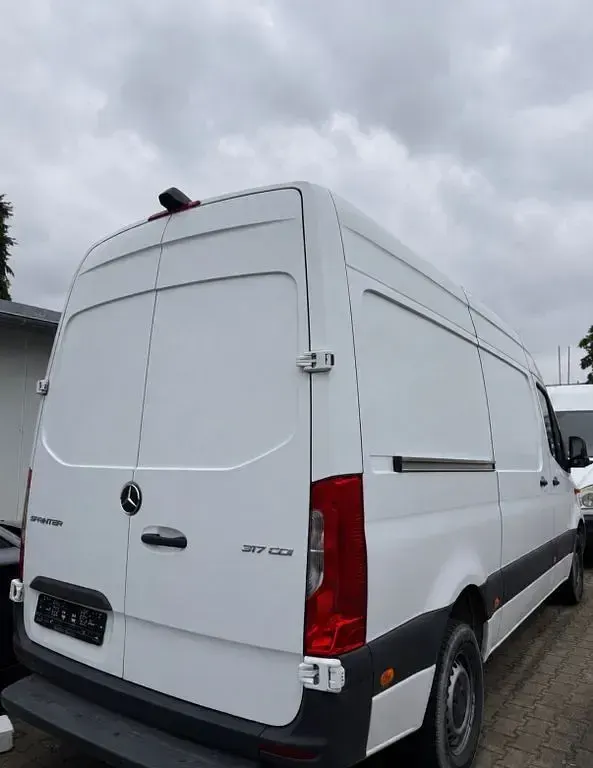 Gebraucht Mercedes Sprinter 170 PS (125 kW) 2021 Weiß Van