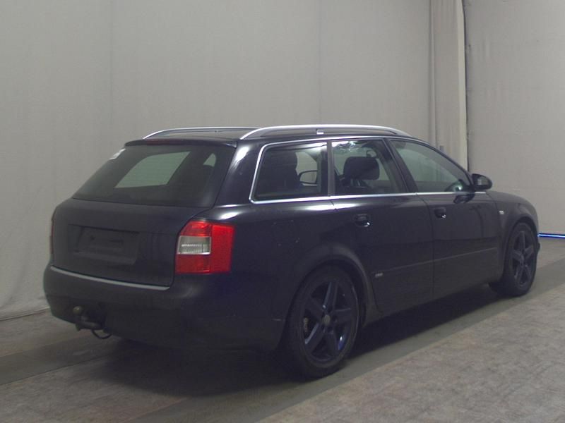 Usata Audi A4 131 CV (96 kW) 2003 Nero Station wagon