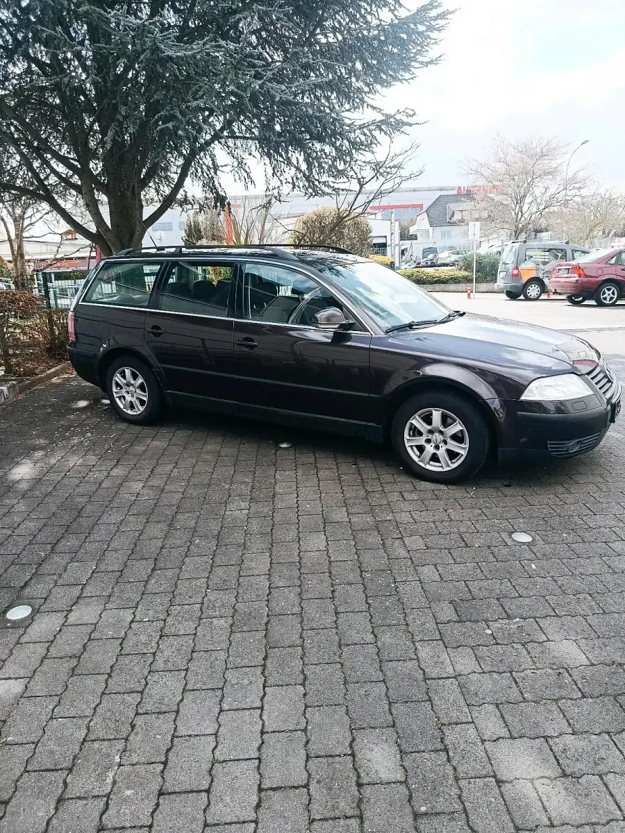 Gebraucht VW Passat 102 PS (75 kW) 2004 Braun Kombi