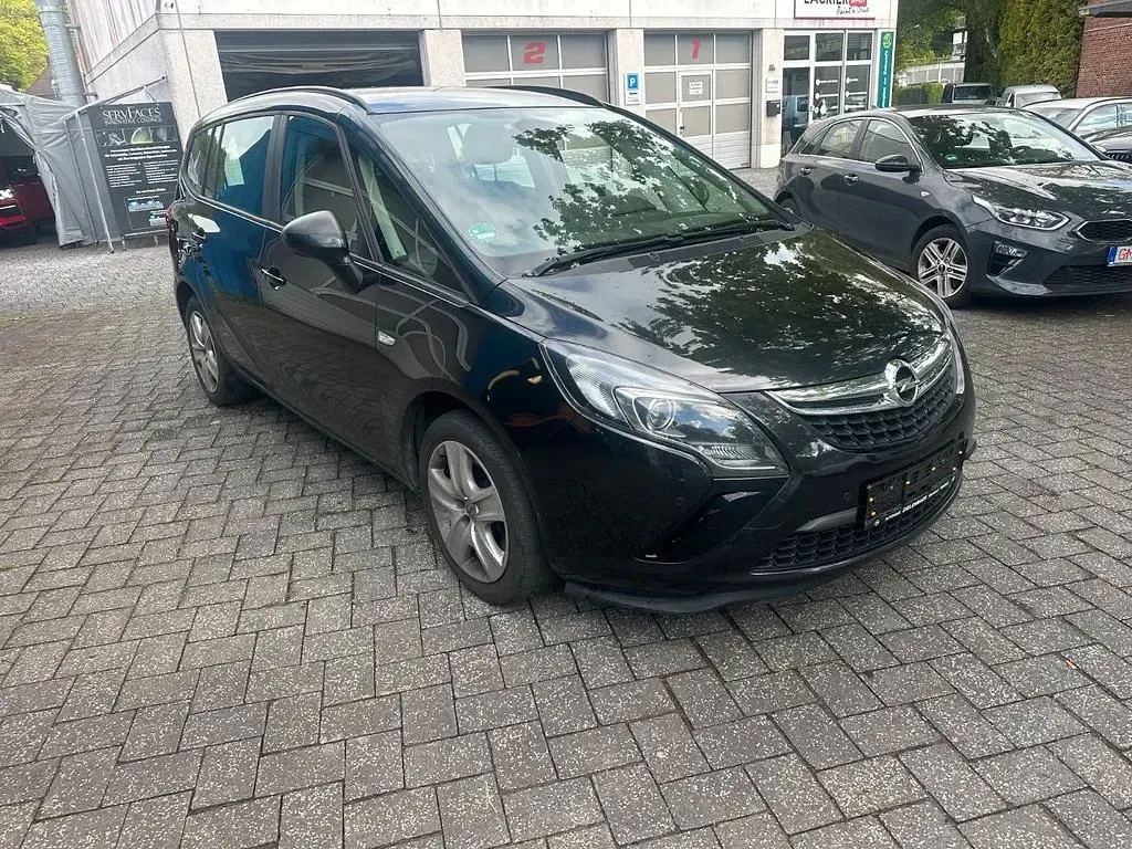 Gebraucht Opel Zafira Tourer Edition 165 PS (121 kW) 2013 Van / Kleinbus