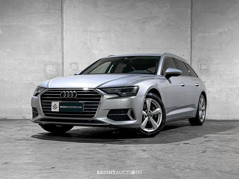 Silber Gebraucht 2019 Audi A6 Sport Kombi | 14.340 € - Bild 1/4