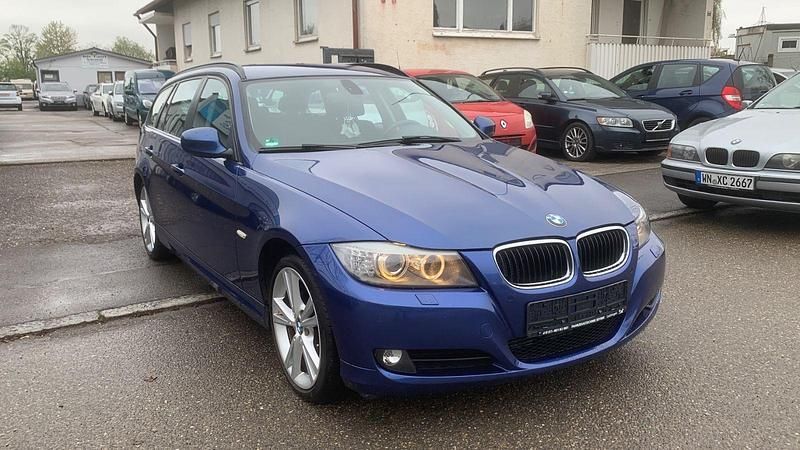 Gebraucht BMW 318 Comfort Edition 143 PS (105 kW) 2010 Blau Kombi