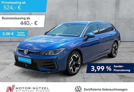 Gebraucht VW Passat R-line 272 PS (200 kW) 2024 Reef blue metallic Kombi