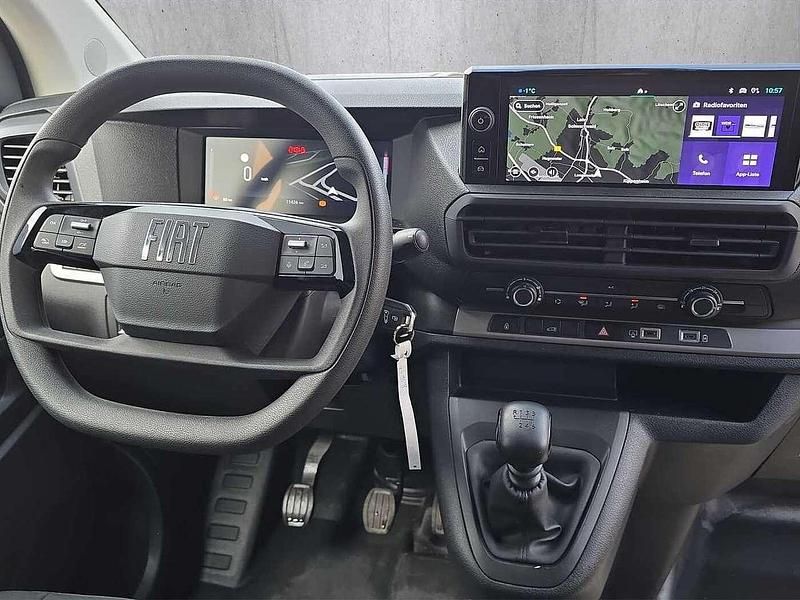 Gebraucht Fiat Scudo 145 PS (106 kW) 2024 Weiß Van