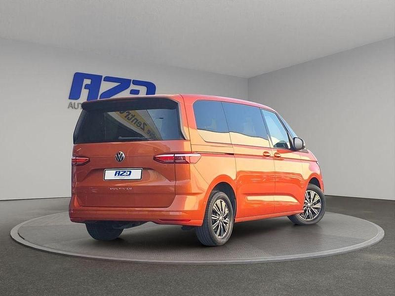 Gebraucht VW Multivan 204 PS (150 kW) 2023 Orange Van