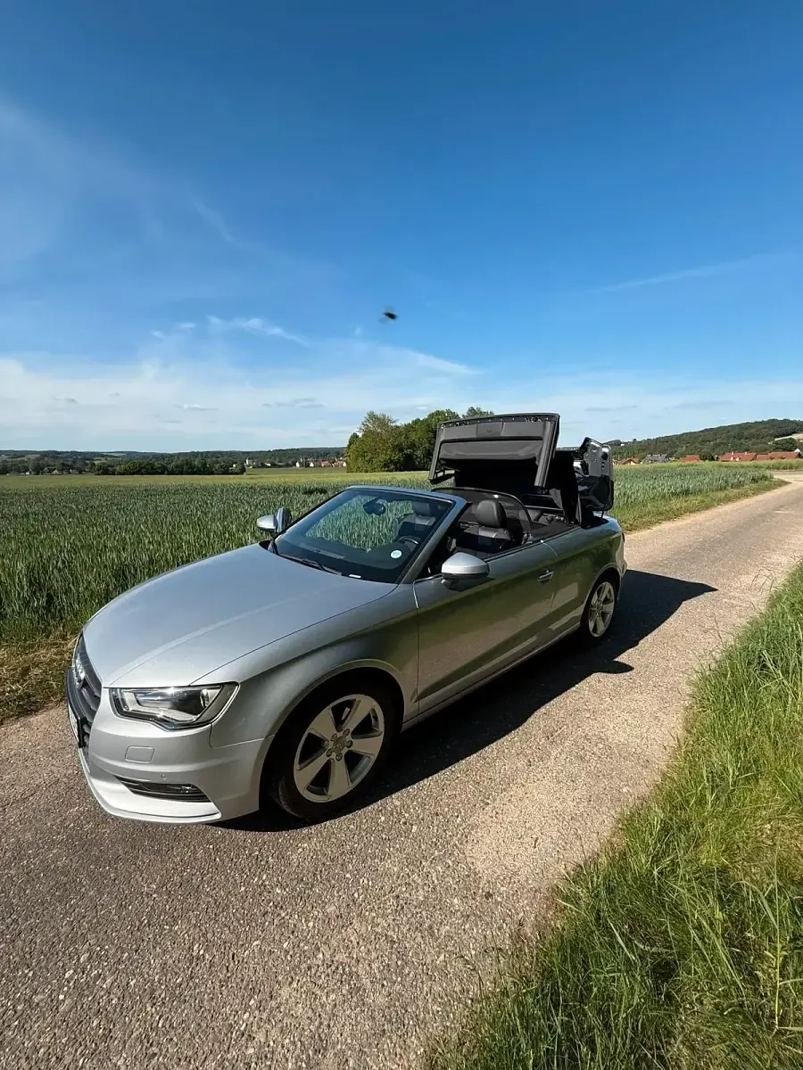 Gebraucht Audi A3 Cabriolet Ambition 110 PS (80 kW) 2015 Silber Cabrio