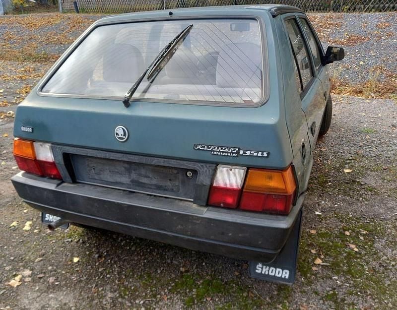 Gebraucht Skoda Favorit 54 PS (39 kW) 1991 Grau Limousine