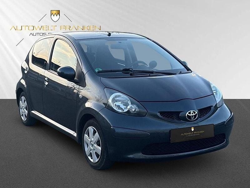 Gebraucht Toyota Aygo Cool 68 PS (50 kW) 2007 Grau Kleinwagen