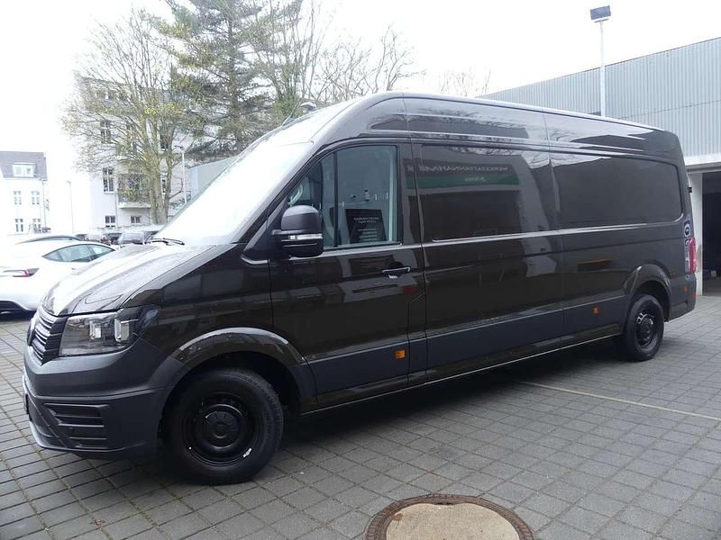 Gebraucht VW Crafter 140 PS (102 kW) 2025 Braun Van