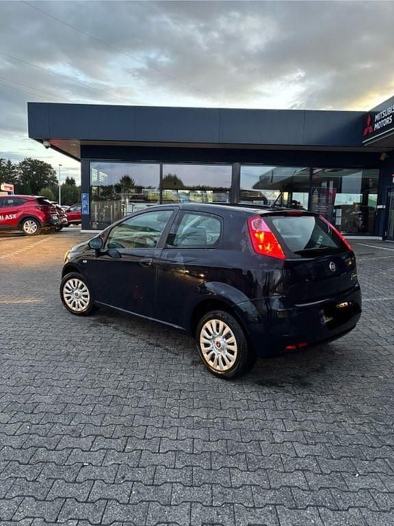 Gebraucht 2009 Fiat Punto Kleinwagen | 1.599 € (Guter Preis) - Bild 1/4