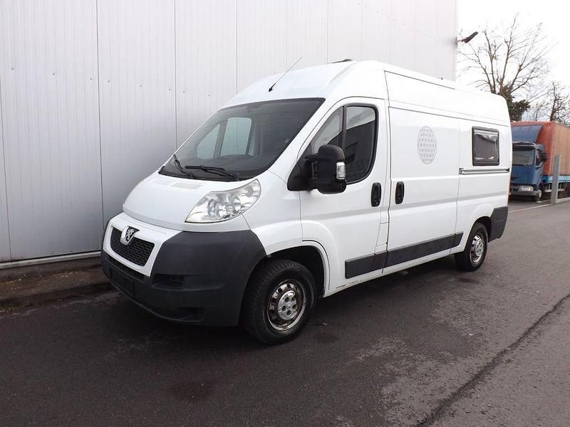 Gebraucht Peugeot Boxer 131 PS (96 kW) 2013 Weiß Van