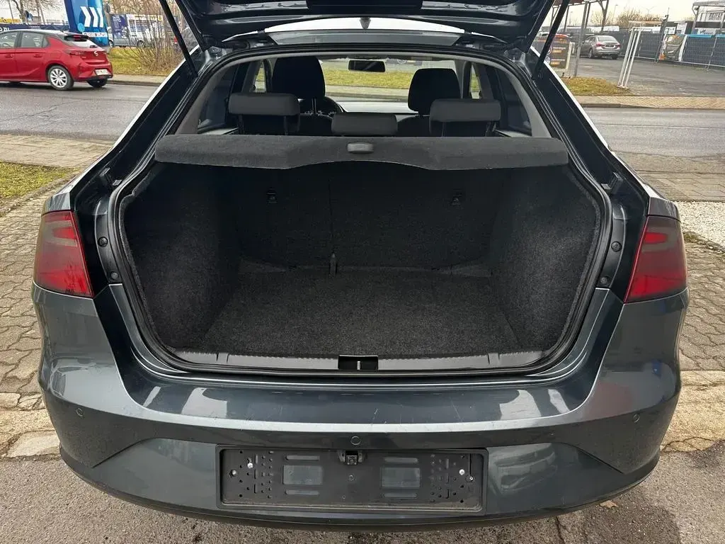 Gebraucht Seat Toledo 4You 86 PS (63 kW) 2015 Grau Kleinwagen