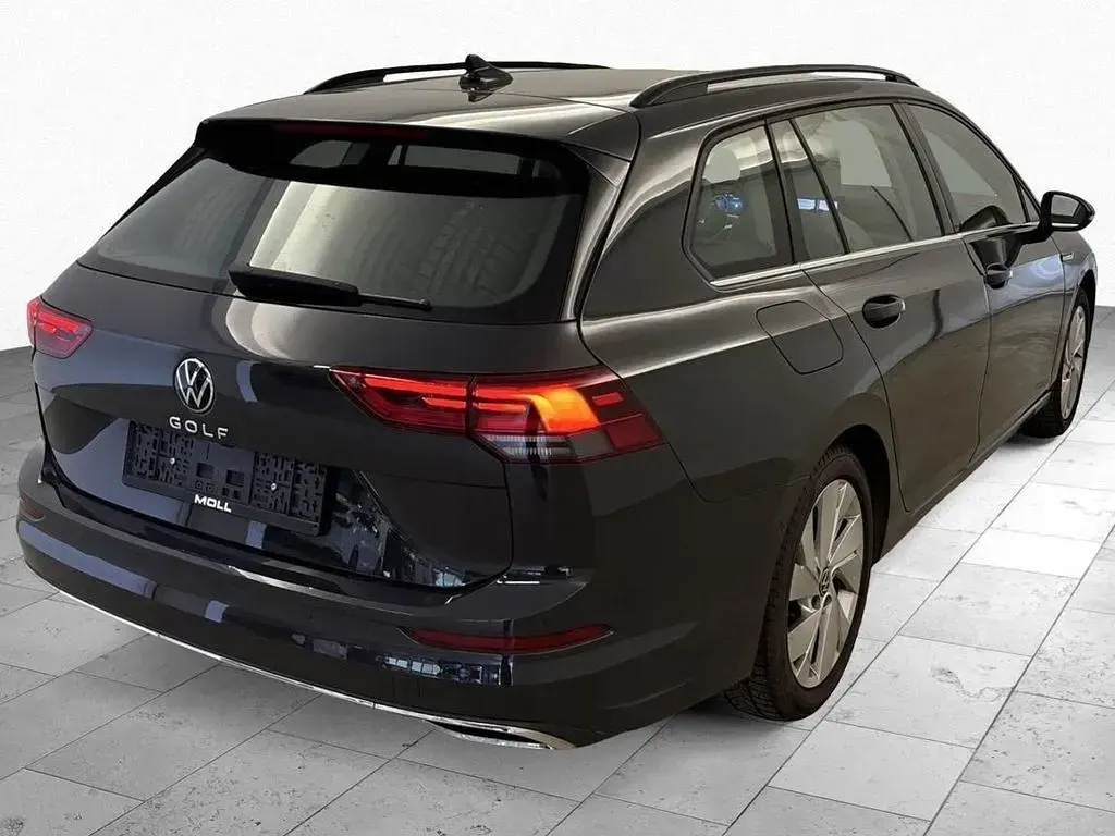 Gebraucht VW Golf VIII Style 150 PS (110 kW) 2021 Grau Kombi