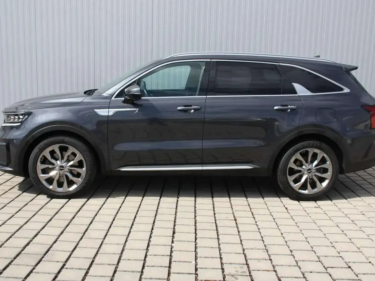 Gebraucht Kia Sorento Platinum 201 PS (147 kW) 2021 (abt) graphite met. SUV