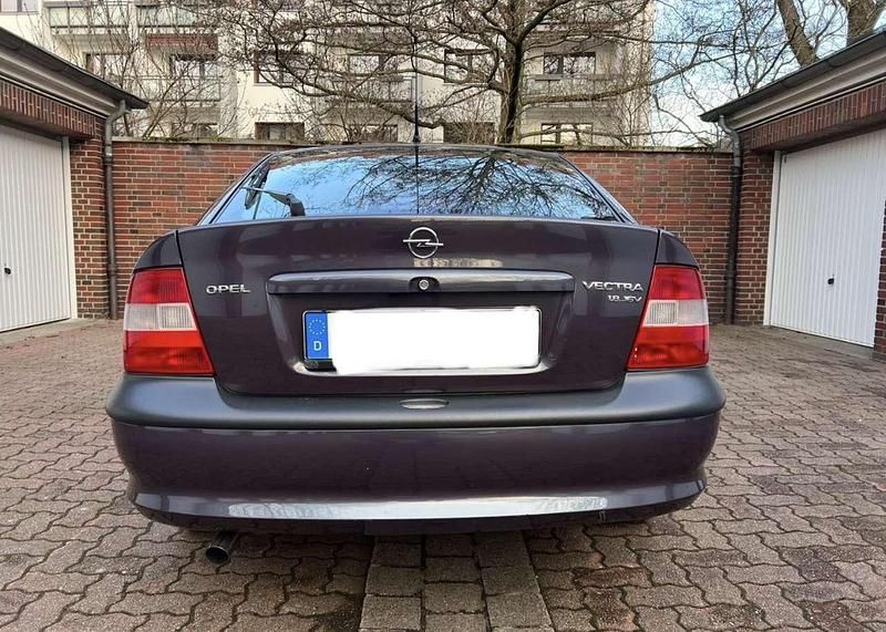 Gebraucht Opel Vectra 116 PS (85 kW) 1997 Limousine