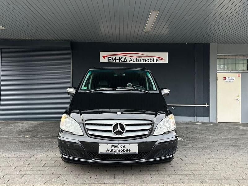 Gebraucht Mercedes Viano 224 PS (164 kW) 2011 Schwarz Van / Kleinbus