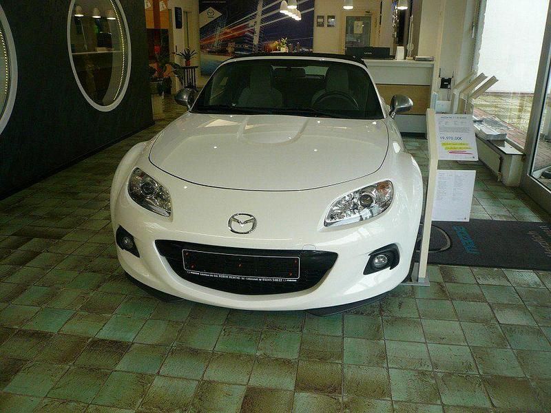 Gebraucht Mazda MX5 Sendo 126 PS (92 kW) 2014 Arachneweiß metallic Cabrio