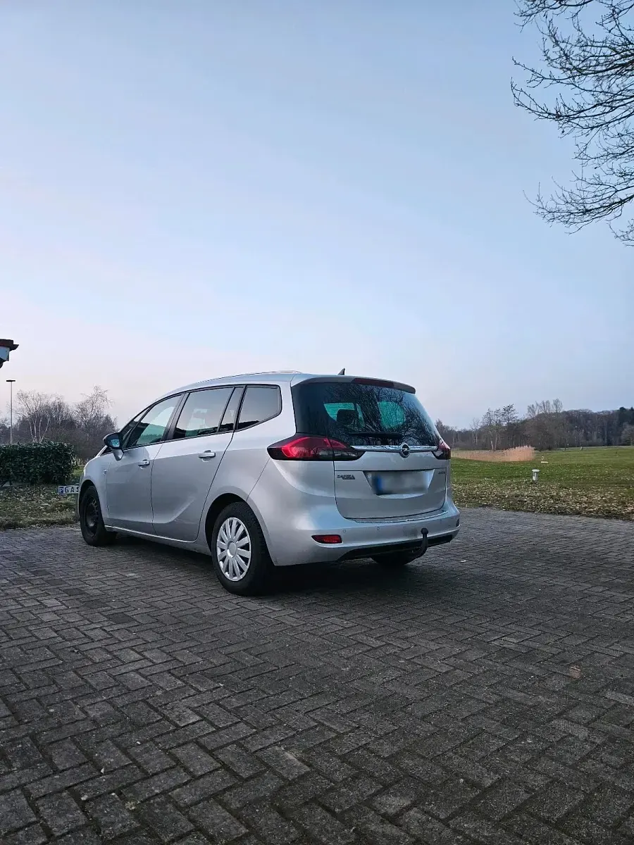 Gebraucht Opel Zafira 136 PS (100 kW) 2014 Grau Van / Kleinbus
