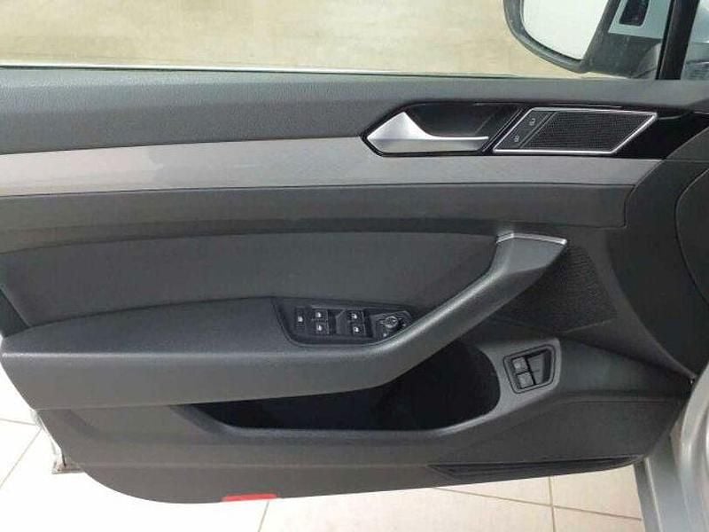 Gebraucht VW Passat GTE 156 PS (114 kW) 2022 Scale silver metallic Kombi