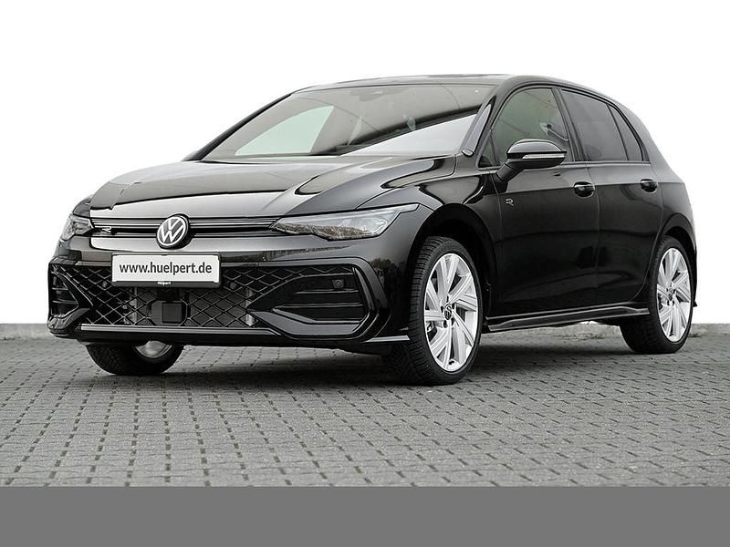 Gebraucht VW Golf VIII R-line 150 PS (110 kW) 2025 Grenadillschwarz metallic Limousine