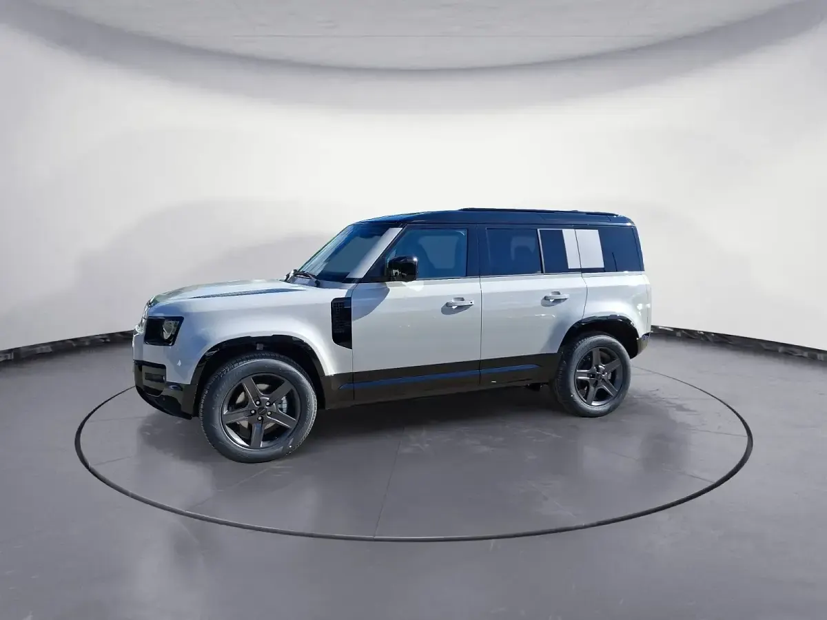 Neu Land Rover Defender SE Dynamic 200 PS (147 kW) 2026 Schwarz SUV