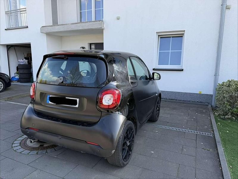 Gebraucht Smart ForTwo Coupé 75 PS (55 kW) 2019 Coupé