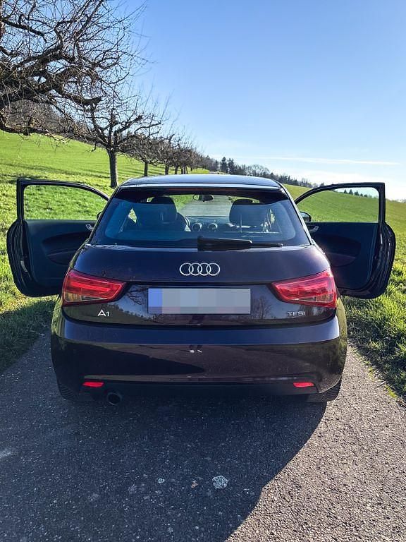 Gebraucht Audi A1 Ambition 86 PS (63 kW) 2013 Violett Kleinwagen