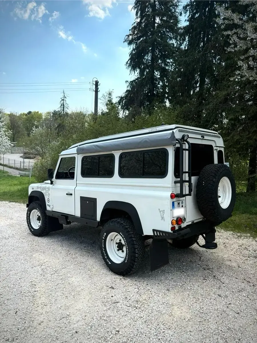 Gebraucht Land Rover Defender 122 PS (89 kW) 2001 Weiß SUV