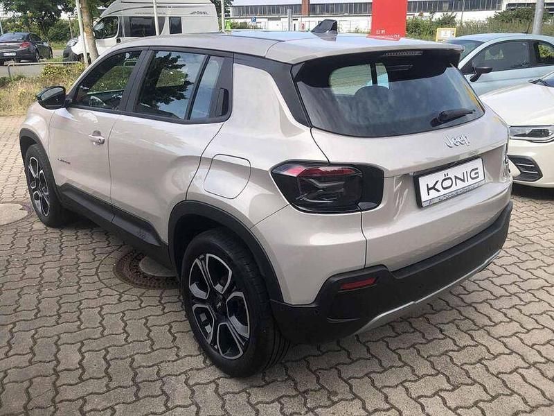 Gebraucht Jeep Avenger Altitude 101 PS (74 kW) 2023 Stone grey (3ys) SUV