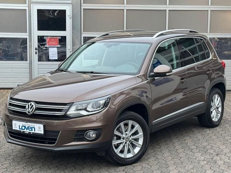 Braun Gebraucht 2013 VW Tiguan Sportline SUV | 10.950 € (Guter Preis) - Bild 1/4