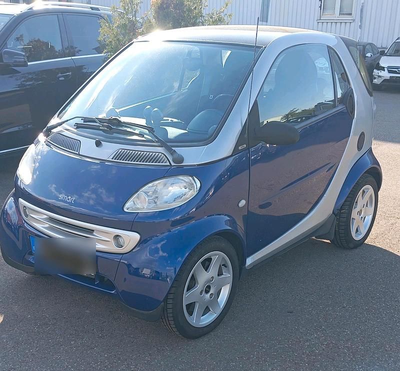 Blau Gebraucht 2002 Smart ForTwo Coupé Coupé | 1.699 € (Fairer Preis) - Bild 1/4