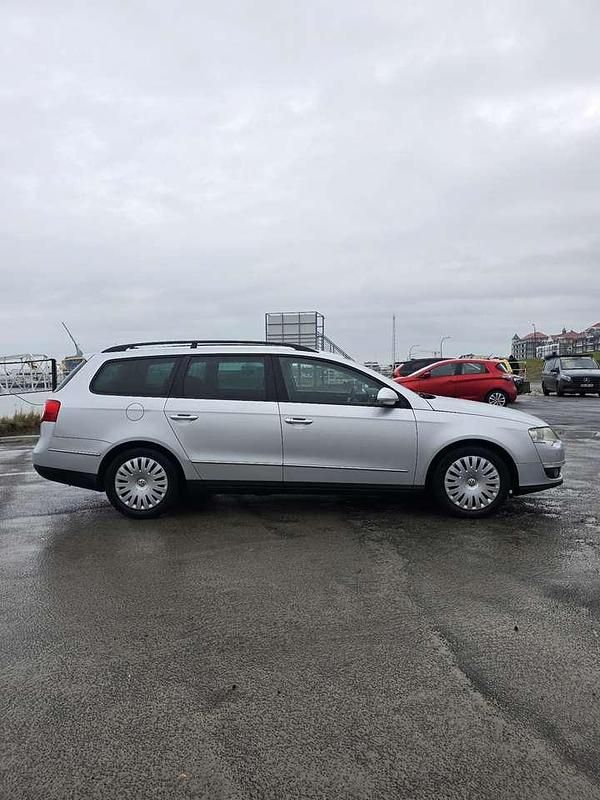 Gebraucht VW Passat Individual 160 PS (117 kW) 2008 Limousine