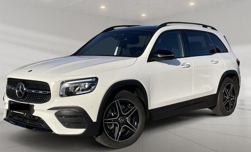 Weiß Gebraucht 2020 Mercedes GLB250 AMG line SUV | 38.000 € (Etwas zu teuer) - Bild 1/4