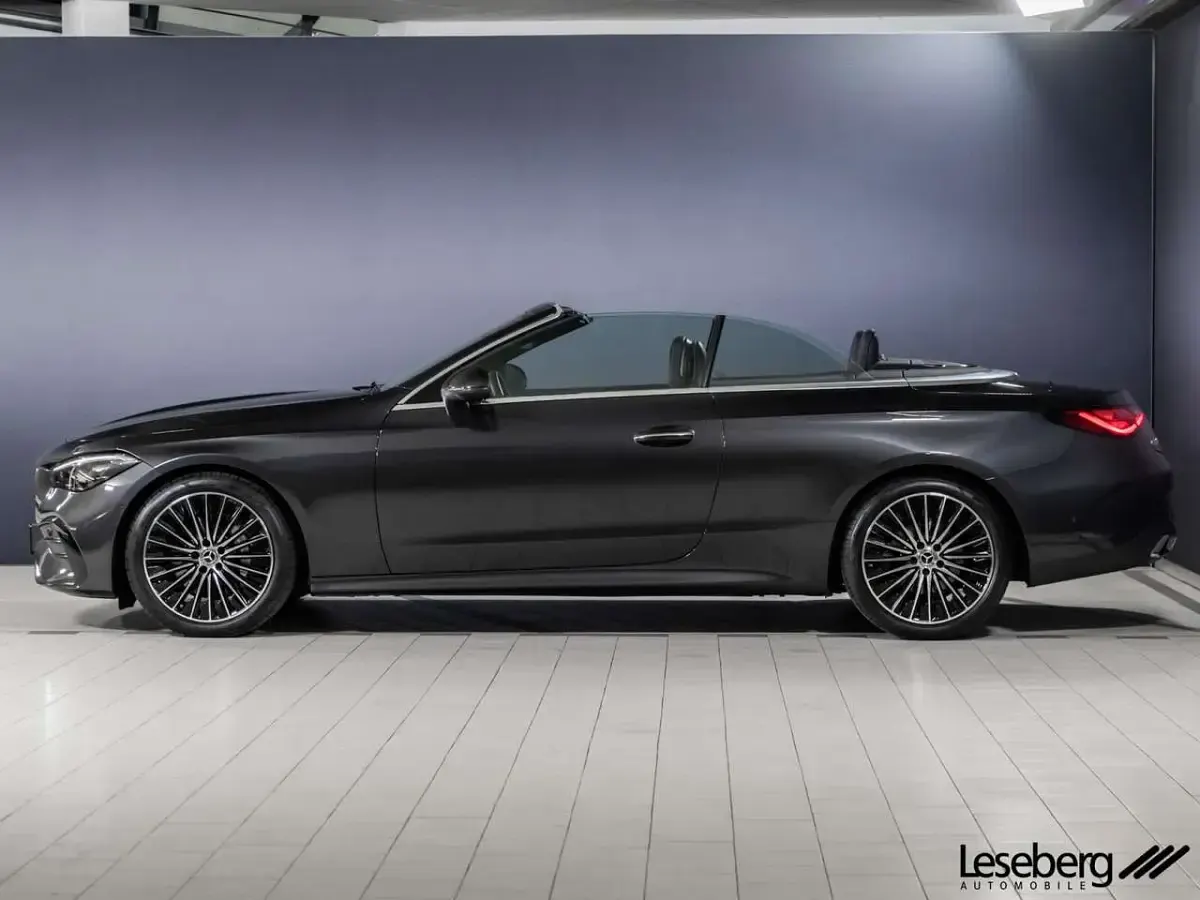 Gebraucht Mercedes CLE180 AMG 170 PS (125 kW) 2025 Grau Cabrio
