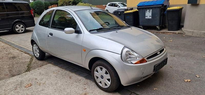 Silber Gebraucht 2008 Ford Ka Style Kleinwagen | 1.750 € (Fairer Preis) - Bild 1/4
