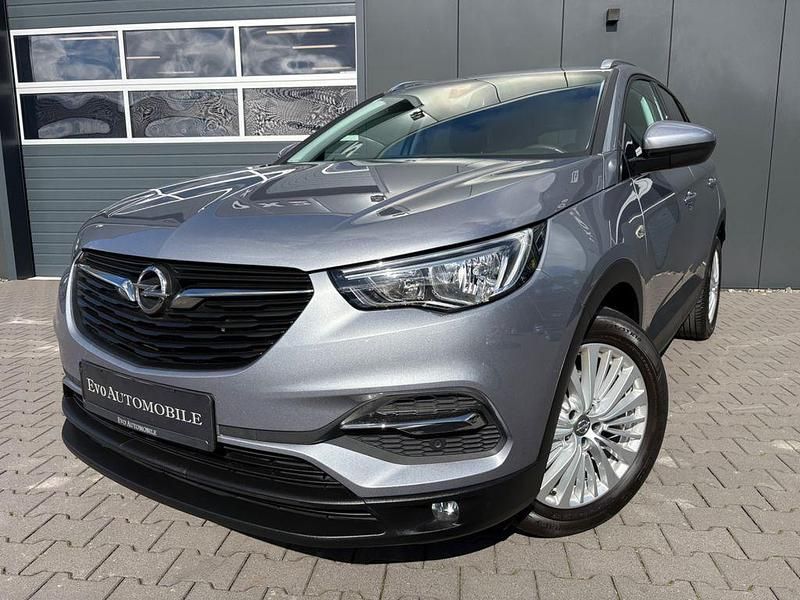 Grau Gebraucht 2017 Opel Grandland X Edition SUV | 14.300 € (Fairer Preis) - Bild 1/4