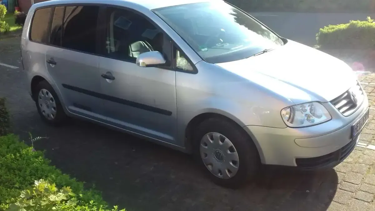 Gebraucht VW Touran Trendline 116 PS (85 kW) 2003 Van / Kleinbus